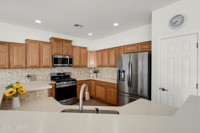 415 W Calle Sedillo, Sahuarita, AZ 85629