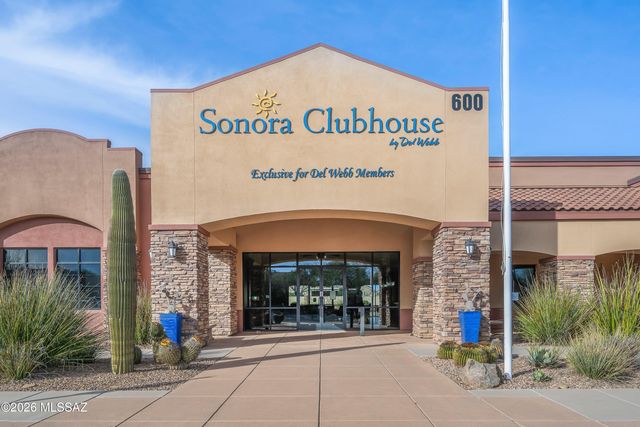 415 W Calle Sedillo, Sahuarita, AZ 85629