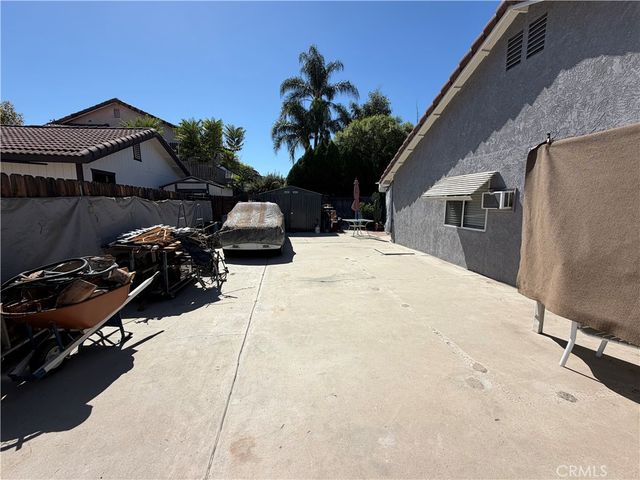 986 Clover, San Jacinto, CA 92582