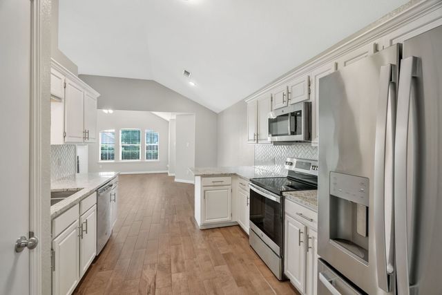 306 Crowe Drive, Euless, TX 76040