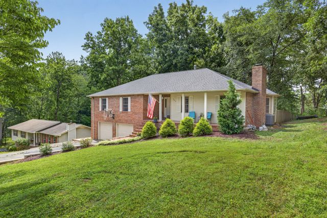 864 Spring Valley Rd, Cookeville, TN 38501