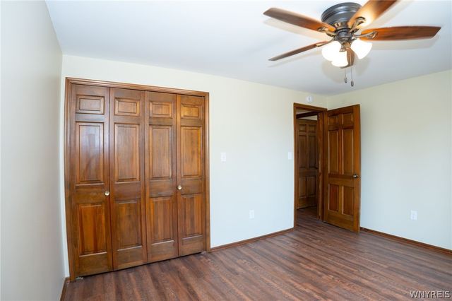81 Hilltop Court, West Seneca, NY 14224