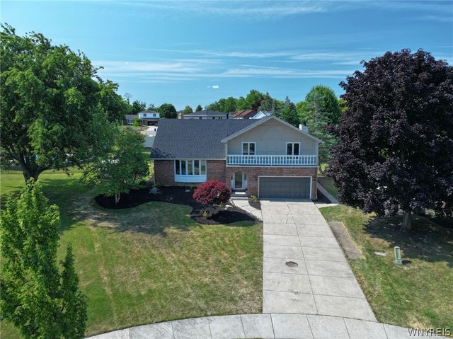81 Hilltop Court, West Seneca, NY 14224