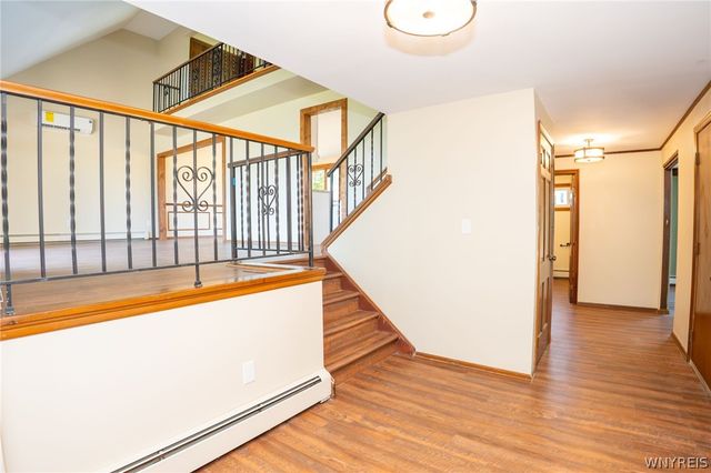 81 Hilltop Court, West Seneca, NY 14224