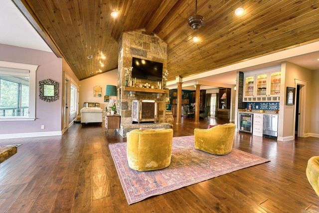 209 Morland Court, Hot Springs, AR 71913