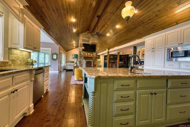 209 Morland Court, Hot Springs, AR 71913