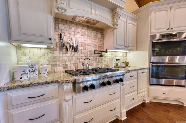 209 Morland Court, Hot Springs, AR 71913