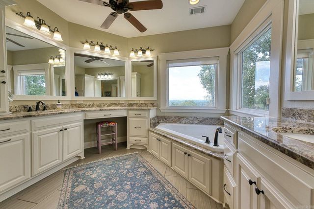 209 Morland Court, Hot Springs, AR 71913