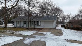 990 Glencoe Road, Alma, MI 48801