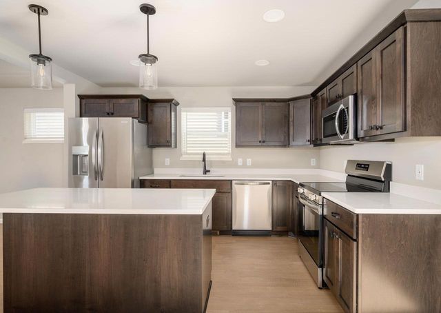 9105 Rustic Pine Road, Verona, WI 53593