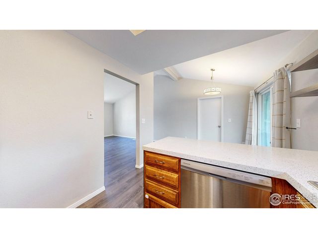 502 Honey Locust Dr, Loveland, CO 80538