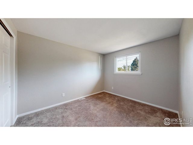 502 Honey Locust Dr, Loveland, CO 80538