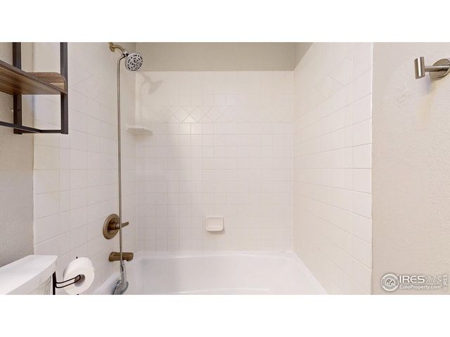 502 Honey Locust Dr, Loveland, CO 80538