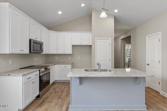 271 Mcneil Circle, Dunn, NC 28334
