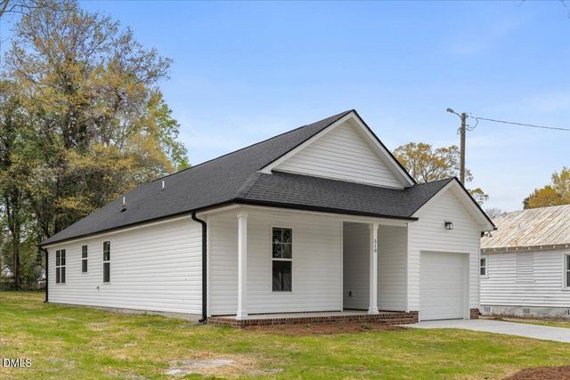 271 Mcneil Circle, Dunn, NC 28334