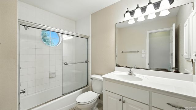 637 Topaz, Seguin, TX 78155