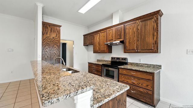 637 Topaz, Seguin, TX 78155