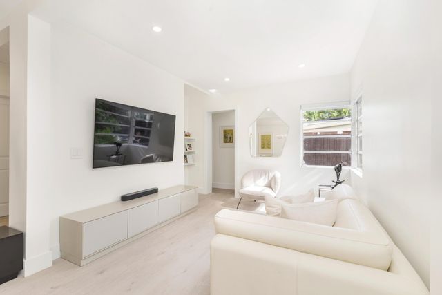 439 28th Street, West Palm Beach, FL 33407