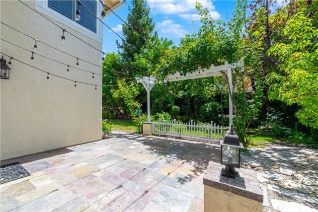 3514 Three Springs Drive, Westlake Village, CA 91361