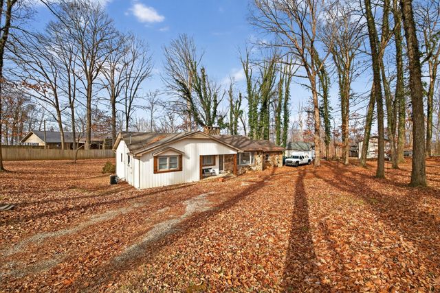 167 Seminole Ln, Sparta, TN 38583