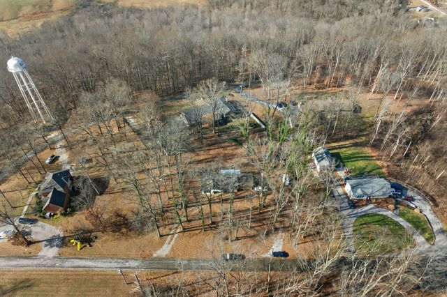 167 Seminole Ln, Sparta, TN 38583