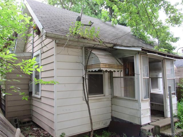 15786 Parkside Street, Detroit, MI 48238