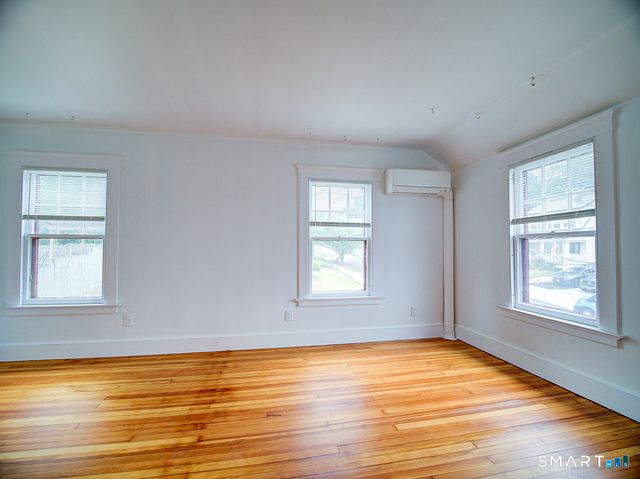 20 Homestead Avenue, Hamden, CT 06514