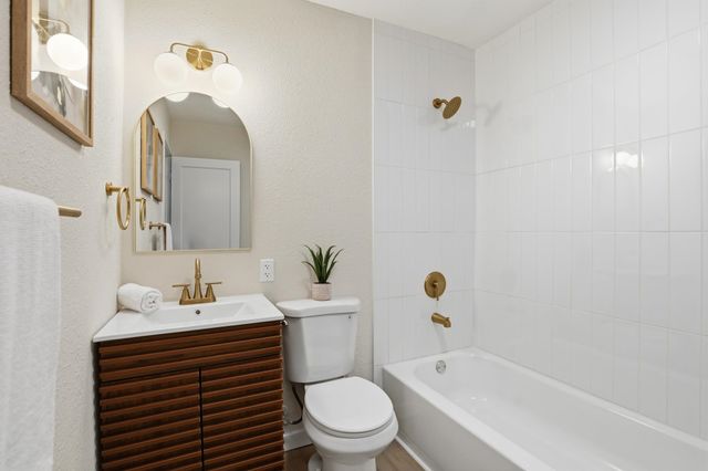 3928 W Longfellow Ave, Spokane, WA 99205