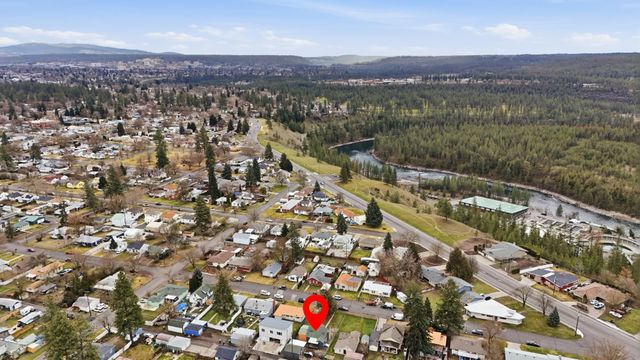 3928 W Longfellow Ave, Spokane, WA 99205