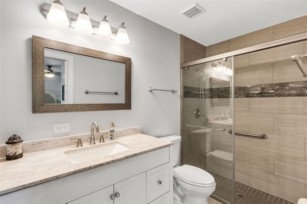 Image 24 of property listing at 248 51ST STREET CIRCLE E, Palmetto, FL 34221