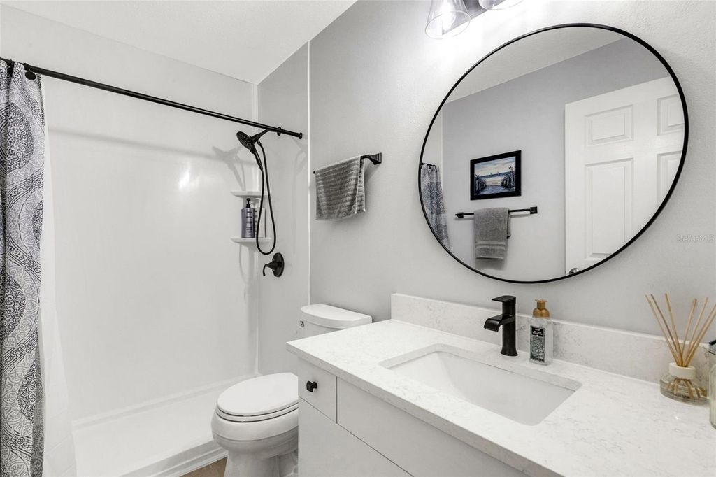 Image 30 of property listing at 248 51ST STREET CIRCLE E, Palmetto, FL 34221