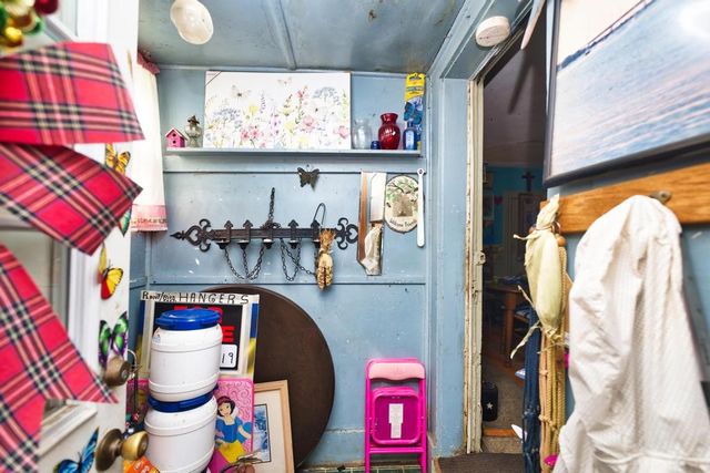 898 Main Road, Tiverton, RI 02878