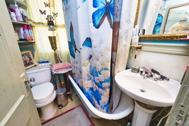 898 Main Road, Tiverton, RI 02878