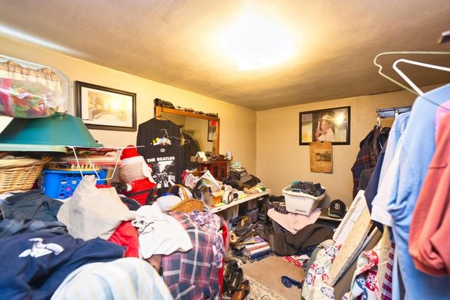 898 Main Road, Tiverton, RI 02878