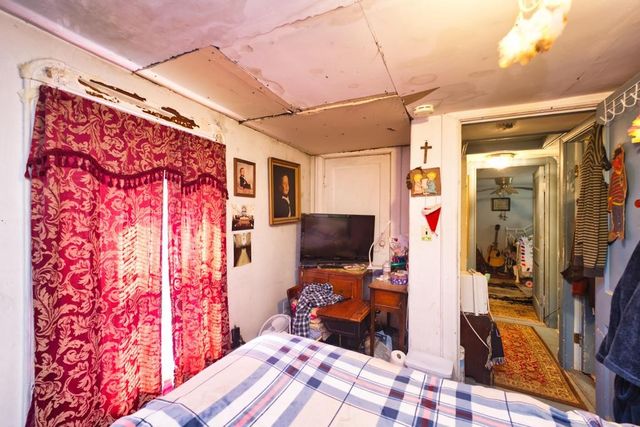 898 Main Road, Tiverton, RI 02878