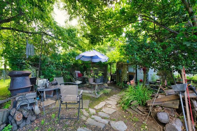 898 Main Road, Tiverton, RI 02878