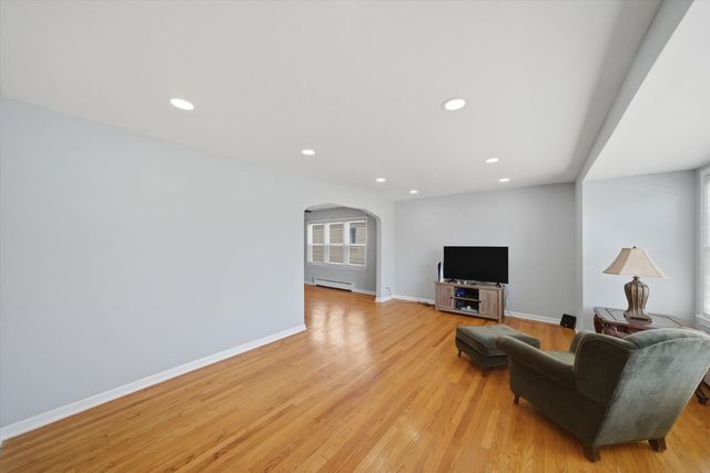 3448 W 73rd Street, Chicago, IL 60629