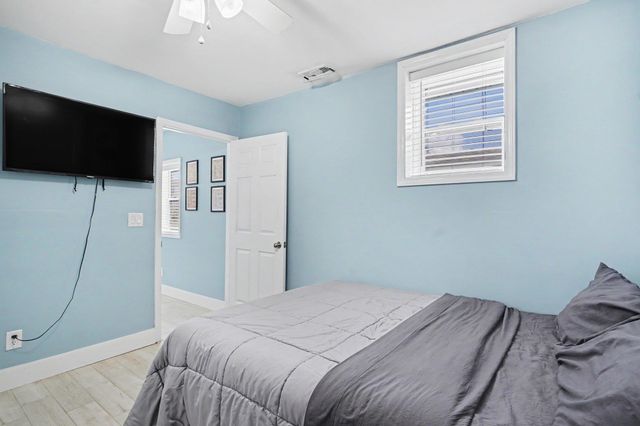 314 26th Ave N, North Myrtle Beach, SC 29582