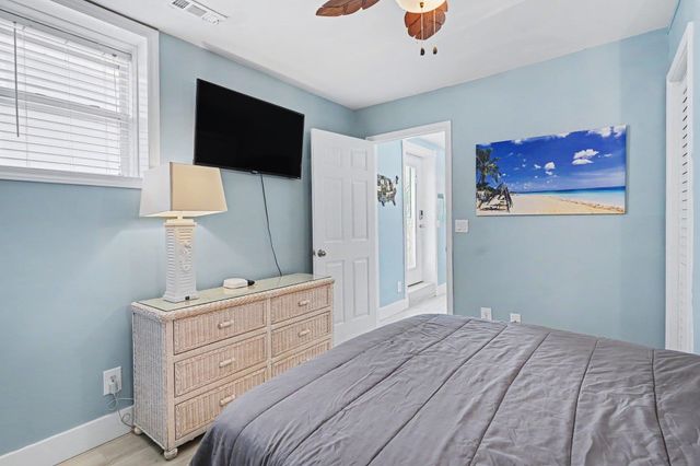314 26th Ave N, North Myrtle Beach, SC 29582