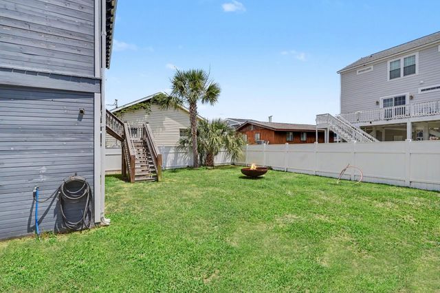 314 26th Ave N, North Myrtle Beach, SC 29582