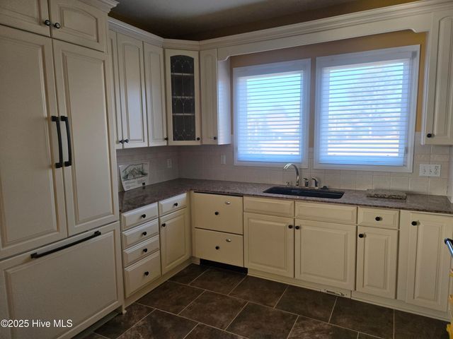 101 Windsor Circle SW, Ocean Isle Beach, NC 28469