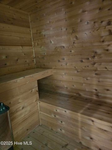 101 Windsor Circle SW, Ocean Isle Beach, NC 28469