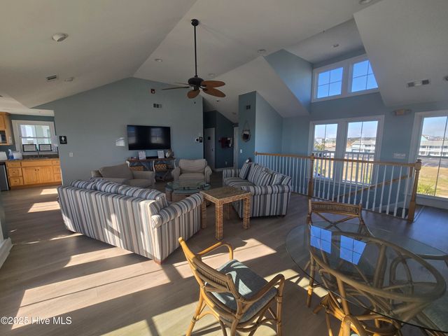 101 Windsor Circle SW, Ocean Isle Beach, NC 28469