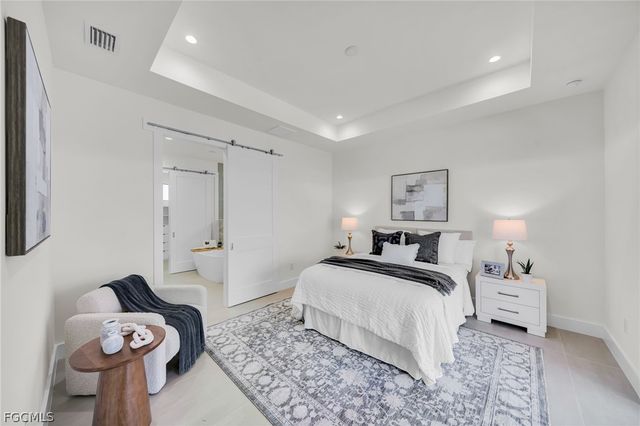 332 SW 26th AVE, Cape Coral, FL 33991