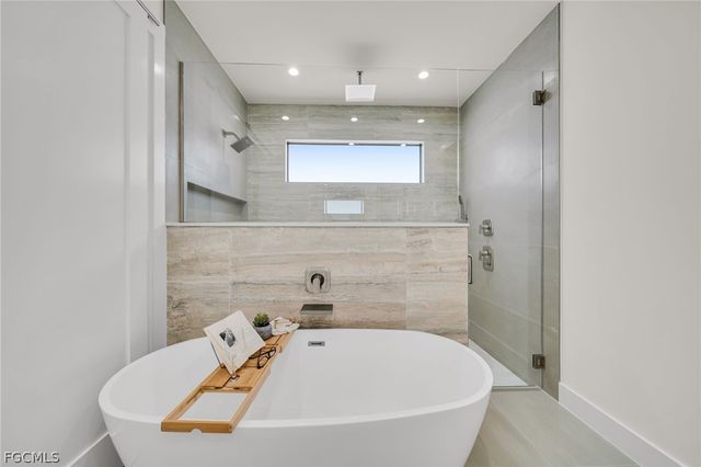 332 SW 26th AVE, Cape Coral, FL 33991