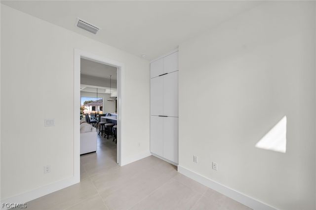 332 SW 26th AVE, Cape Coral, FL 33991