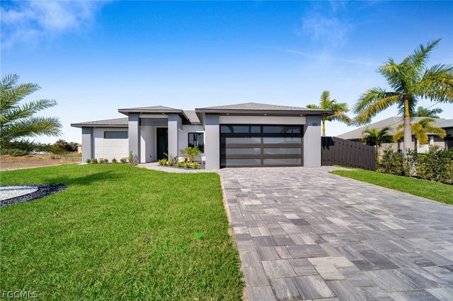 332 SW 26th AVE, Cape Coral, FL 33991