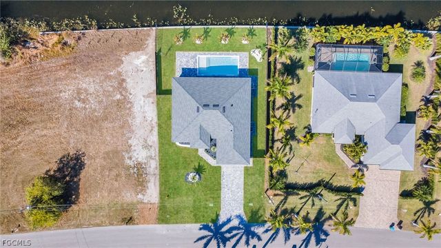 332 SW 26th AVE, Cape Coral, FL 33991