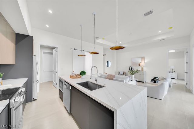 332 SW 26th AVE, Cape Coral, FL 33991