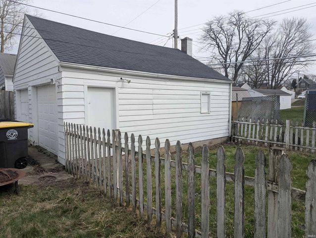 1410 Kenwood Avenue, Fort Wayne, IN 46805